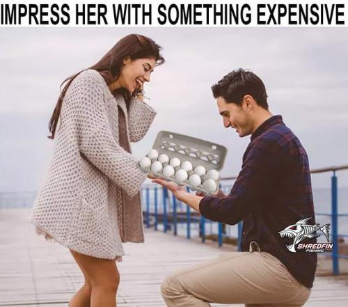 FmRa1q4XgAEqT6c