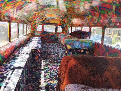 60s_bus_1