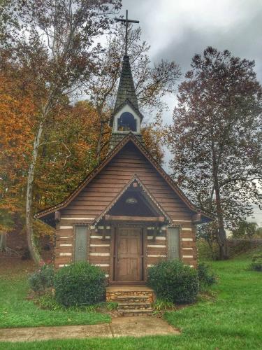 quaint-tiny-church-just-north-of-charlotte-nc-2kjphfk5bg-1080x1440