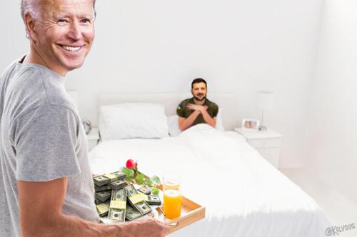 Biden and Zelinskyy