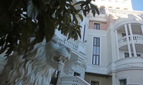 2CC00AC5-6C40-471A-B414-4AA948075EA2