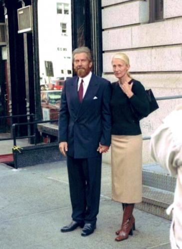 8DBEE820-7592-48C3-BC02-38B6C06F1585