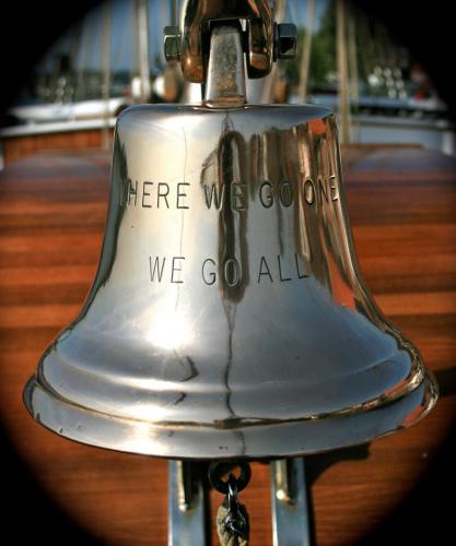WWG1WGA - Bell