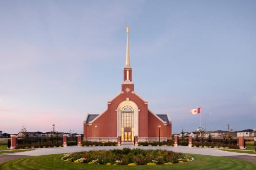 winnipeg-manitoba-temple-22437-main