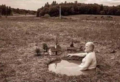 Funny - Retirement - Little house by the lake