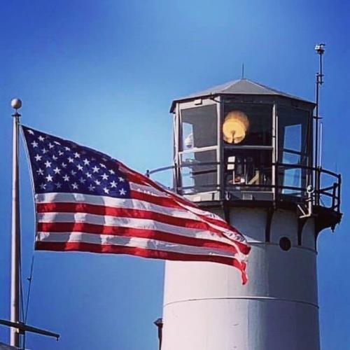 Flag - At lighthouse