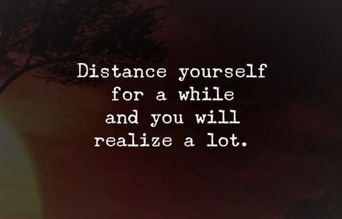 040623 - Distance yourself