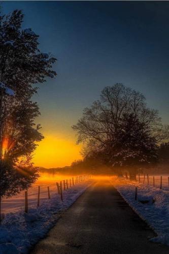 Good Night 41 - Sunset on lane