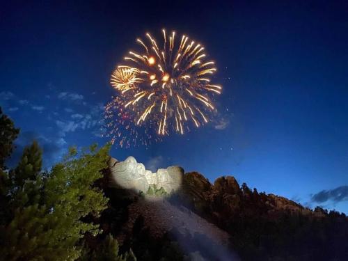 227F4AB7-32C5-4649-910F-35A364F0661C