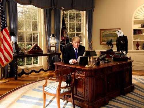 Donald-Trump-Eagle-Bird-Bald-Eagle-Oval-Office-President-1024x768