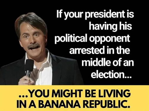 M Banana Republic