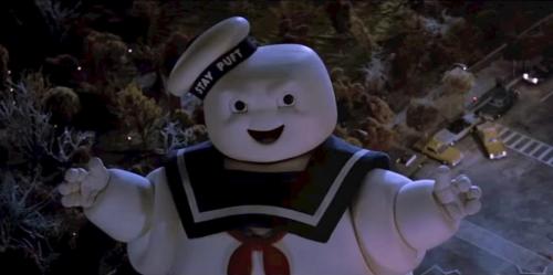 the-stay-puft-marshmallow-man-is-white-Mascott