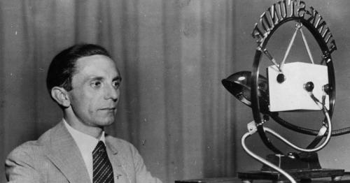 HITLERS RADIO GOEBBELS