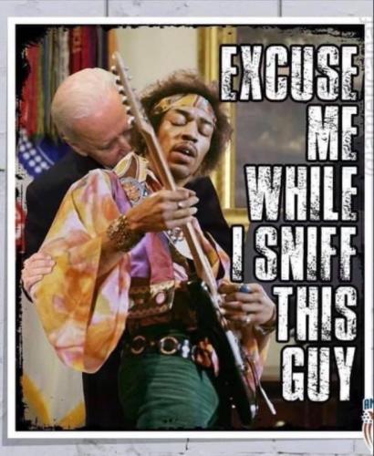 M sniff this guy