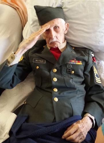 WWII veteran dons uniform for final salute before dying the next day