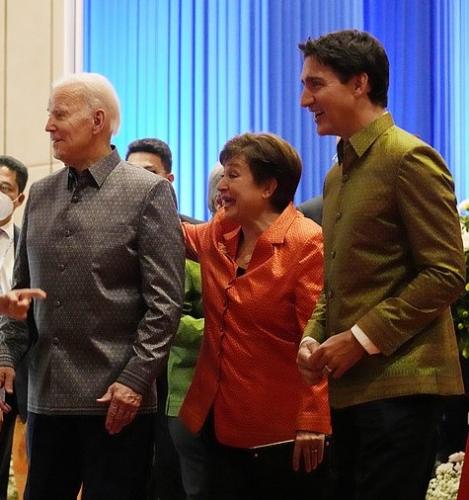 Submission 1a - vp former biden and leader liberal party trudeau - there are not on vacation