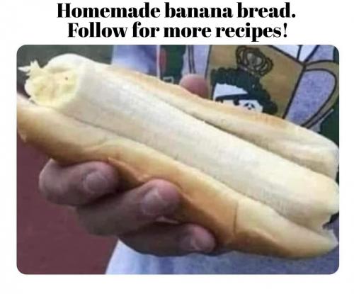 Homemade banana bread.1024px