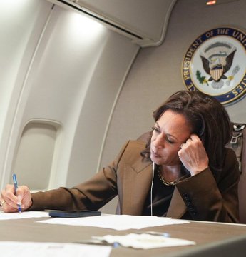 GYwj4CdWIAMui2Y