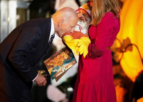 2024-10-30T231028Z_1844360232_RC2BVAAG5Y09_RTRMADP_3_USA-BIDEN