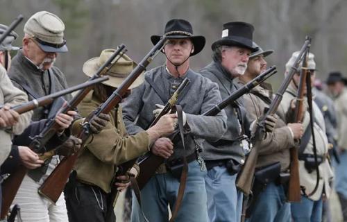 Civil war reenactors