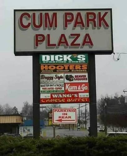 Sign - Cum Park Plaza