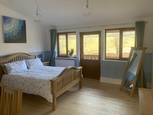 Mid-Wales-Lodges_Hawthorn-Lodge_Bedroom-4_15