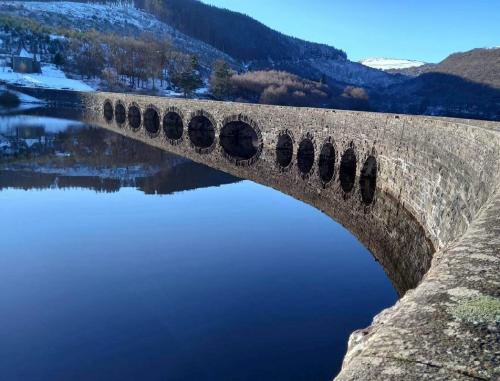 Garreg-Ddu-Dam