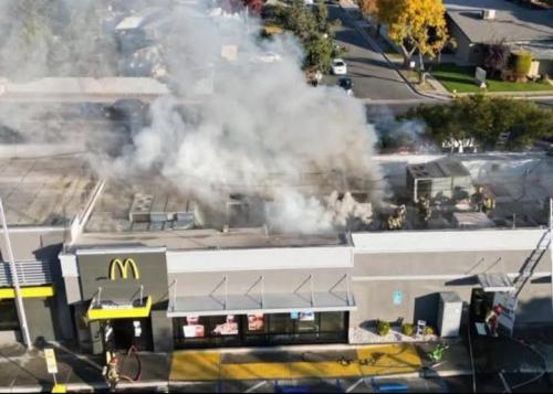 495575856_1009035398083600_2007175172386665919_n