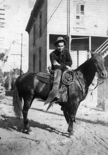 “A man that don’t love a horse, there is something the matter with him.” - Will Rogers, 17 August 1924