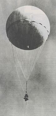 180px-japanese_fire_balloon_moffet