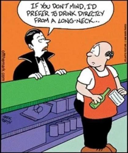 halloween-dracula-like-drinking-long-neck-bar.jpg