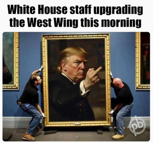 TRUMP FINGER
