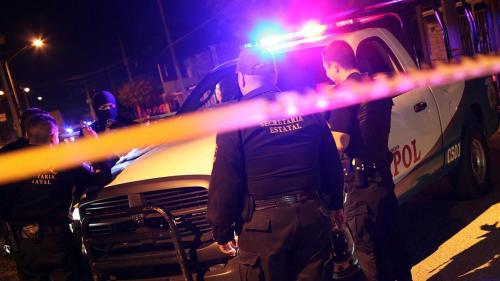 35b3d4b8-mexican-police-new-new[2]
