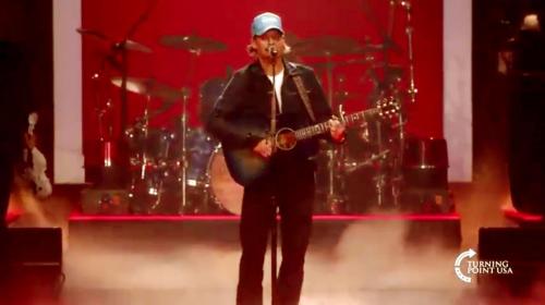 Kid Rock Closing Out The ALL-AMERICAN HALFTIME SHOW