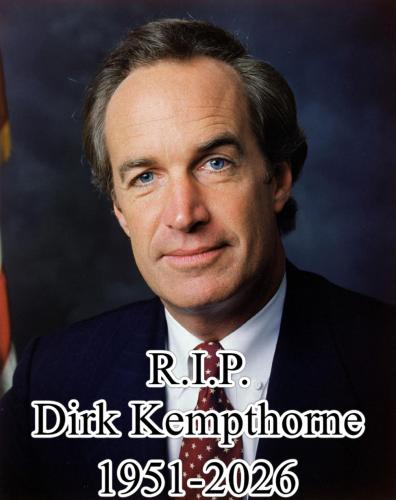 Dirk_Kempthorne,_official_Interior_Dept_color_photo,_2006